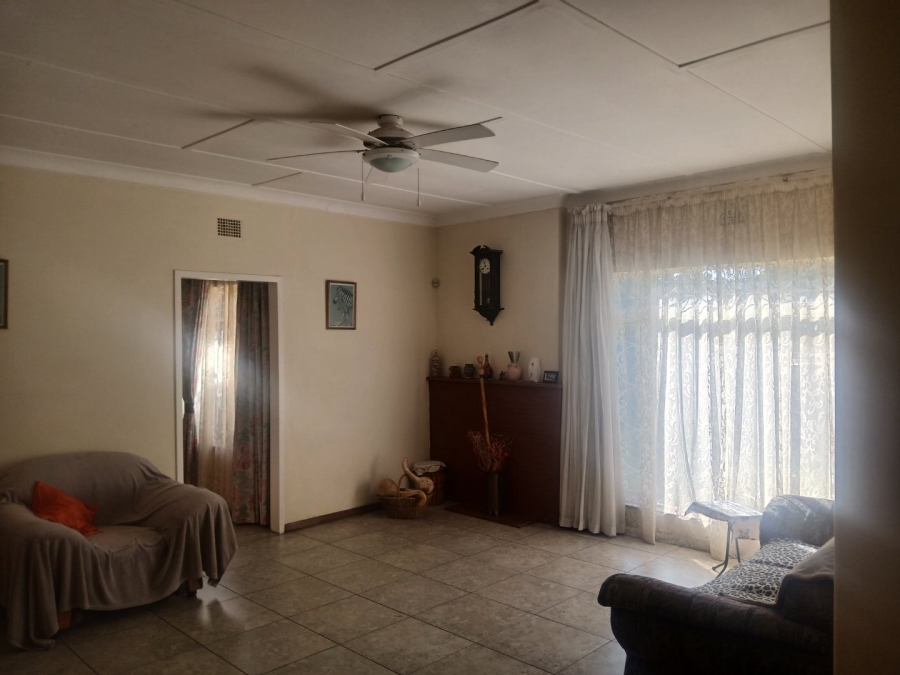 3 Bedroom Property for Sale in Verwoerdpark Northern Cape